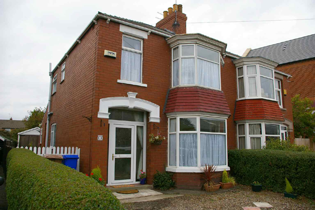 Homes For Sale in Beverley www.thebeverleypropertyguide.com. All images and articles are not to be reused without the permission of HU17.net Copyright HU17.net It's...
