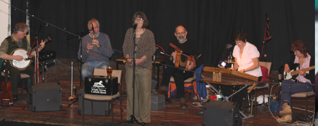 Beverley Memorial Hall Barn Dance Video and pictures of the Friends of the Beverley Memorial Hall barn dance. The White...