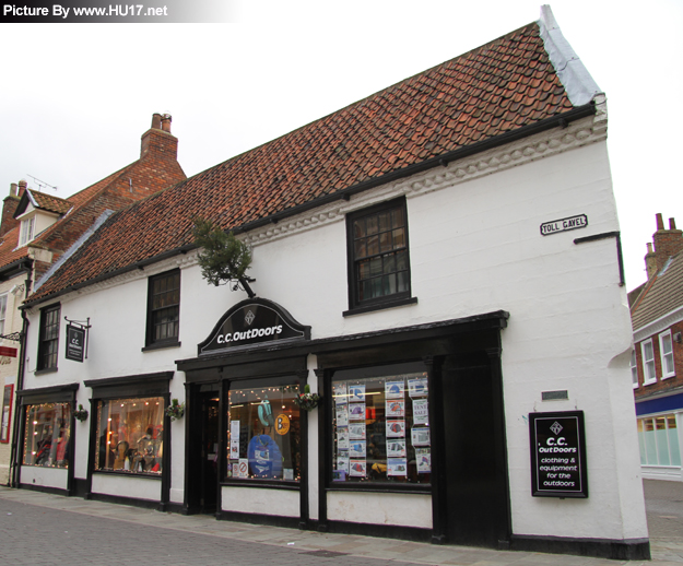 CC Outdoors CC Outdoors located on Toll Gavel in Beverley specialises in outdoor clothing, walking and camping accessories. They have...