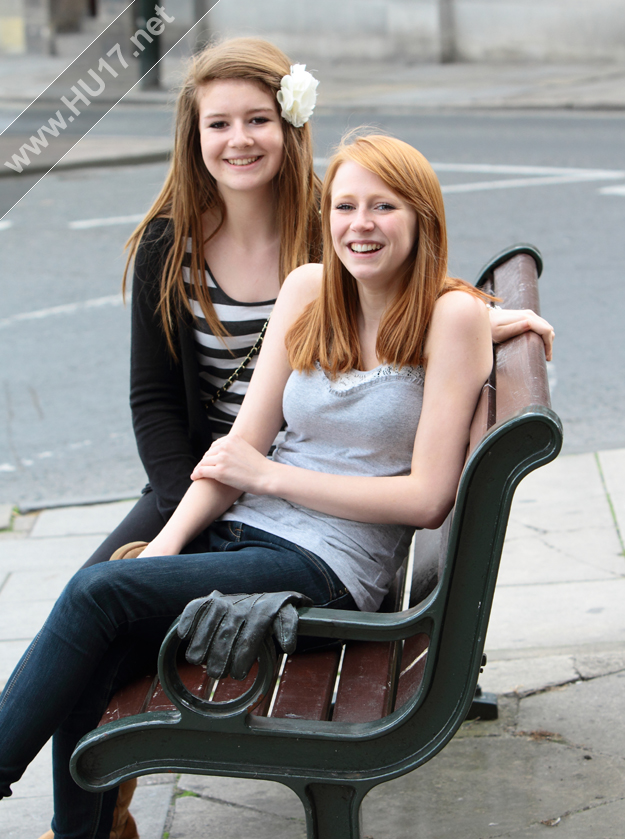 Beverley Town Trail Glove on Bench Beverley Town Trail Glove on Bench