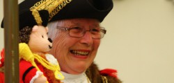 Outgoing Mayor Bessie Hands Over Reins Outgoing Beverley Mayor Bessie Foot performed her final duties at the Guildhall on Monday. Bessie has been a...