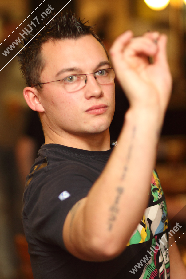 Darts_08