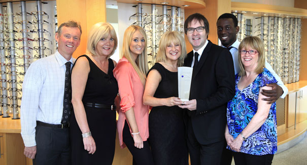 Full-Eyesite-Team-inside---