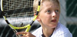 Try Tennis For Free At Beverley & East Riding Lawn Tennis Club Would you like to play tennis or have you played in the past? It is a great way to get fit, have fun and make new friends. The Beverley and East Riding Lawn Tennis Club is a friendly, mixed ability Club and would welcome new junior and adult members.
