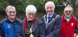 Diamond Jubilee Gardens Opened Following final completion of works ahead of last weekend’s Diamond Jubilee, the Queen Elizabeth II Diamond Jubilee Gardens have today been officially opened by Councillor Chad Chadwick