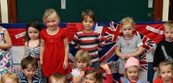Queen’s Diamond Jubilee @ Toll Gavel Preschool Toddlers at Toll Gavel Church Preschool Playgroup topped an off a week of Queen’s Diamond Jubilee Celebrations with a tea party. Children have spent an entire week using red white and blue toys, making bunting