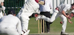 After Acklam lost yet another toss and Beverley were inserted on what can only be described as the world’s worst cricket pitch ever. Peter Groves got off to a mini flier as Goole’s bowling attack stuttered.