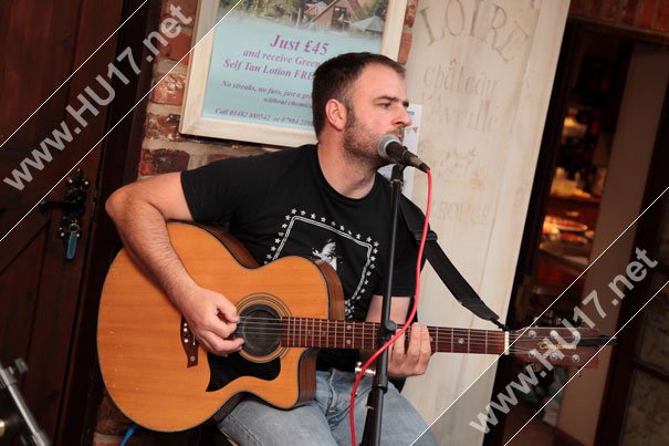 Live Music At The Barn House Hu17 Net It S All About Beverley