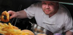 Out & About: Dine On The Rowe Dine on the ROWE hosted an American themed night complete with top Elvis Tribute Act.