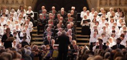 East Riding County Choir Entertain Packed Minster The East Riding County Choir sang Rossini’s Stabat Mater and Mozart’s Requiem to a packed and enthusiastic audience in Beverley Minster.