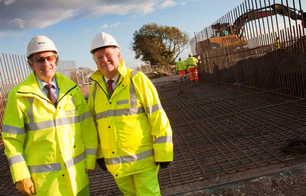 Council Leader Inspects Progress Of Beverley Integrated Transport Plan Works