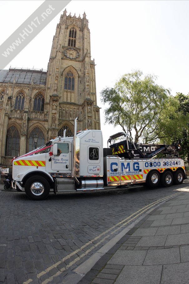 A ‘Truck’ Final Day Wedding