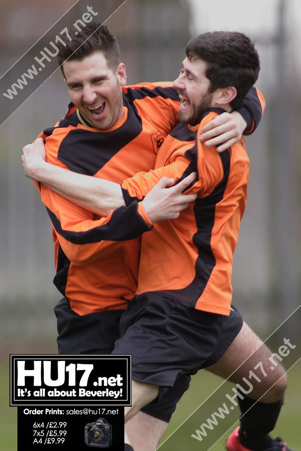 Piwinski  On Target As Tanners Put Four Past Hunters