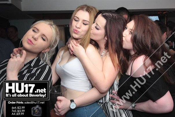 OUT & ABOUT : Friday Night in Beverley