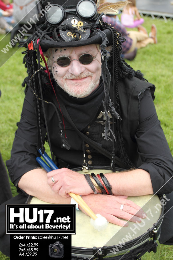 GALLERY : Beverley Folk Festival