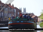 BÃ¼rgermeister Cruises Down Beverley Beck in Style