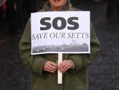 Hundreds Of Beverley People Attend Protest To Save The Setts