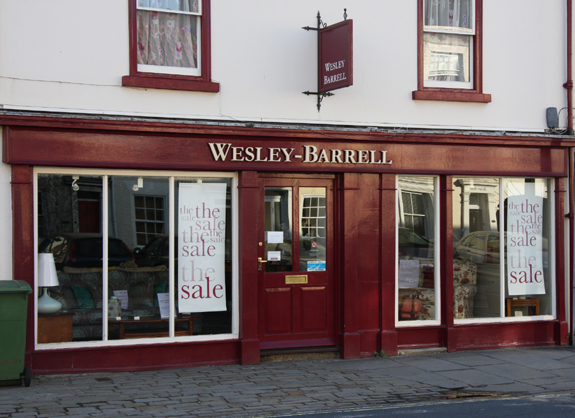 Wesley Barrell Ltd Furniture - 24, North Bar Without, Beverley, East Yorkshire, HU17 7AB - 01482 861845