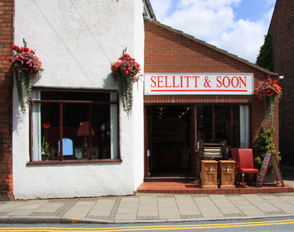 Sellitt & Soon - 81, Walkergate, Beverley, East Yorkshire, HU17 9BP - 01482 862121