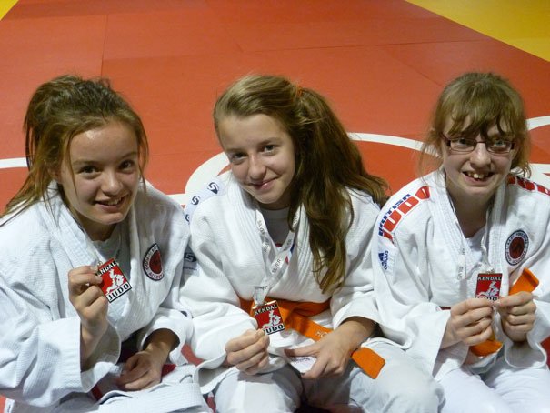 Girls Win Medals With Magnificent Performances In Kendal