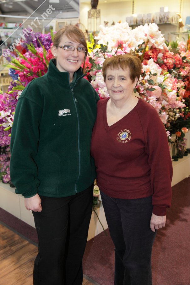 Lions Show Their Appreciation To Beverley Garden Centre