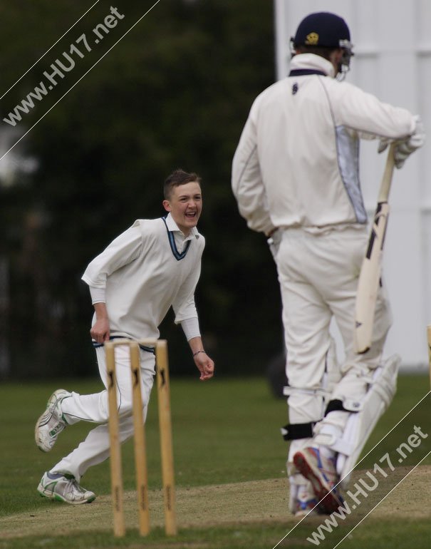 1st XI Get Off To Winning Start In Norwood Double