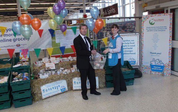 Tesco Customers Buy £950 Worth Of Food To Help Feed People In Need