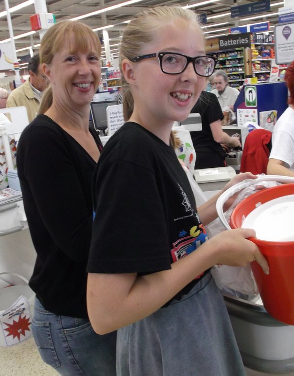 Beverley Shoppers Support Lifestyle Tesco Bag Pack