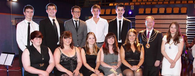 Music Night Held By Former Students Of School Raises Hundreds For Charity