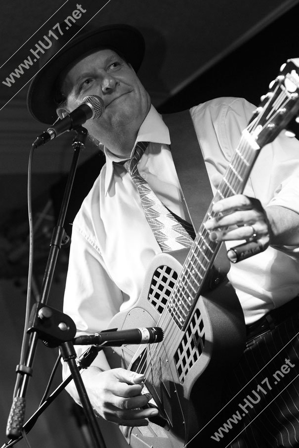 Beverley Blues Festival 2013 : Catfish Keith