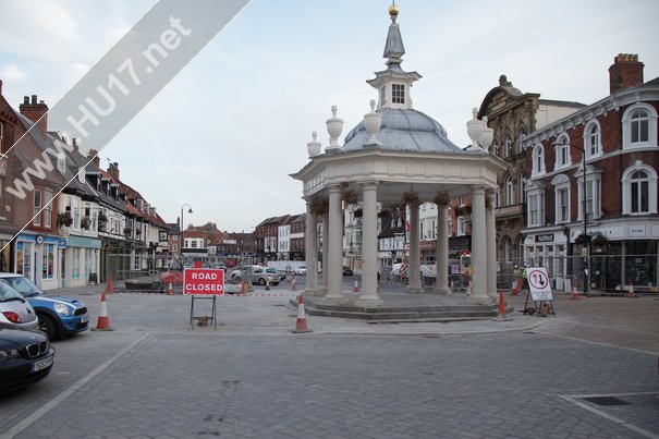 Reconstruction Phase In The Market Cross Area Complete