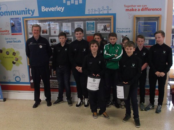 Bag Pack Raises Over £400 For Rugby Club Tour