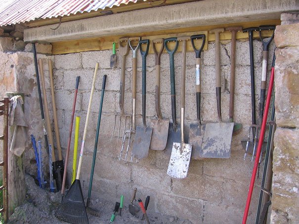 Bishop Burton Gardeners’ Club : Making Gardening Easier