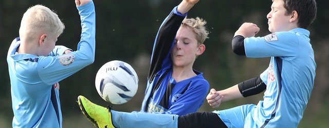 FOOTBALL : Beverley Whitestar Cobras Vs Kingston Hull FC