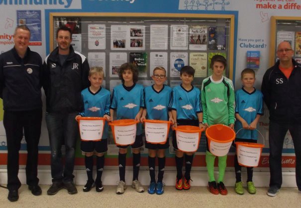 Beverley Town Wanderers Tesco Bag Pack Raises £259 For Club Funds