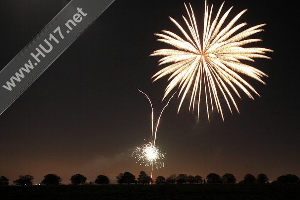 PHOTOS : Beverley Lions Fireworks Display 2014