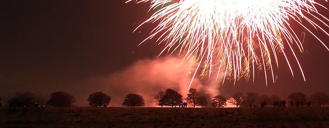 PHOTOS : Beverley Lions Fireworks Display 2014