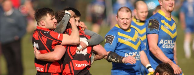 Blue and Golds Edged Out By Sharks In Closing Stages