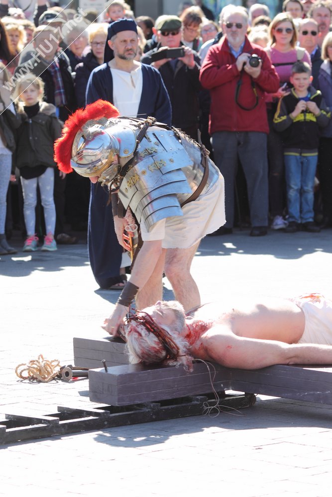 GALLERY : Passion Play Takes Place in Beverley