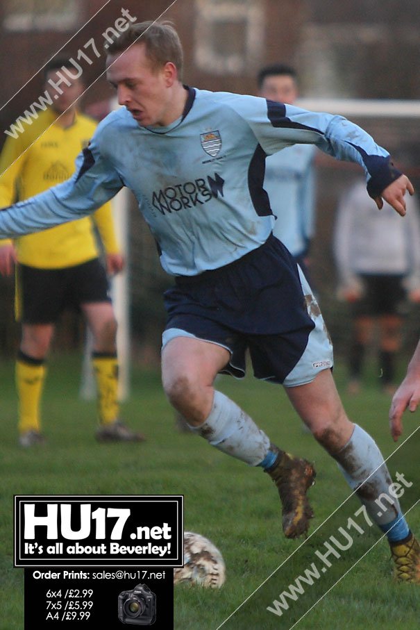 Littlefield On Target as Town Beat Reckitts