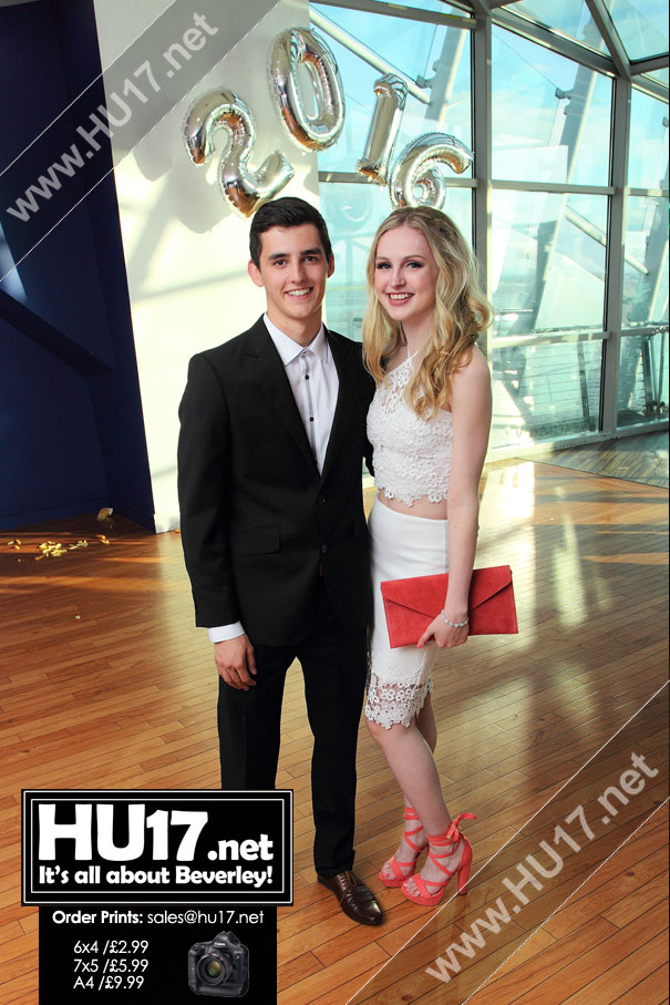 OUT & ABOUT : Longcroft School Y13 Prom @ The Deep