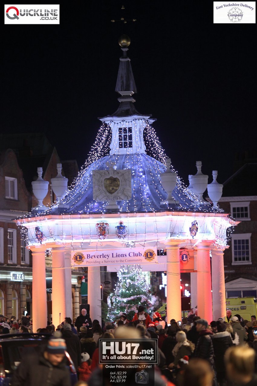 Thousands Turn Out For Beverley's Christmas Light Switch On