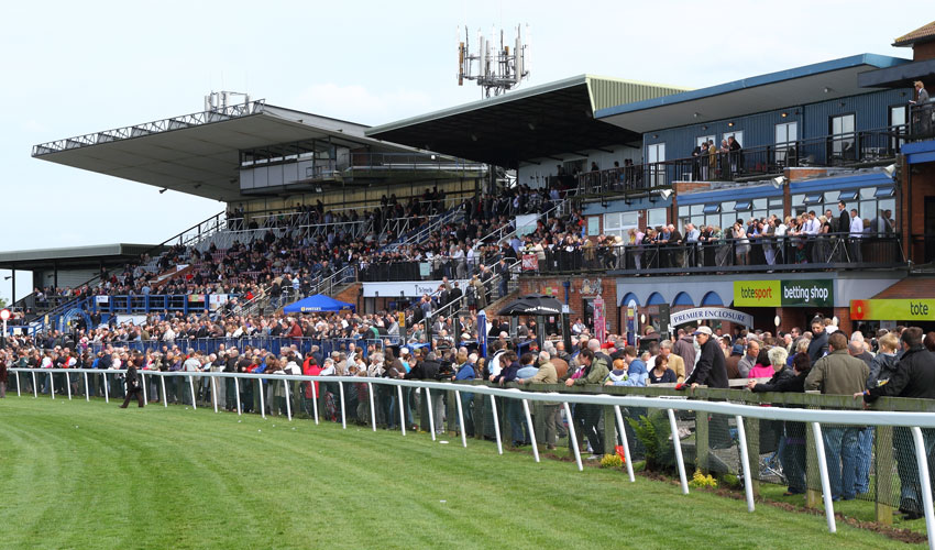 BEVERLEY RACES : Jaimie Kerr Remembered At Beverley