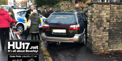 YOUR PICTURES : Car Comes Off The Road On Lairgate