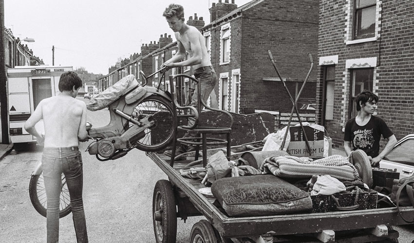 Any Old Rag Bone Exhibition In Hull Celebrates Original Recyclers