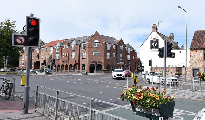 £140,000 Scheme To Replace Traffic Lights At Two Junctions In Beverley