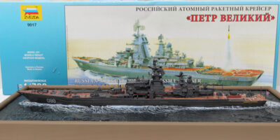 Zvezda Petr Velikiy Russian Warship Build Review and Pictures