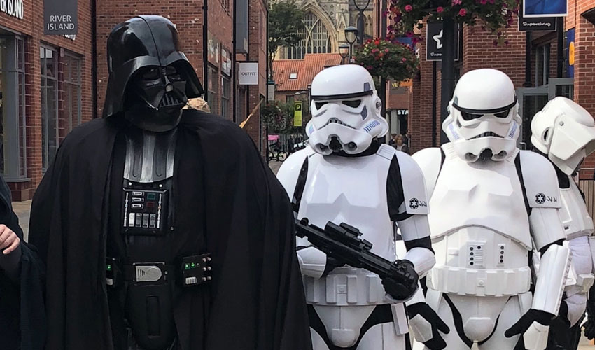 Star Wars-Themed Grotto Set To Land At Retail Park