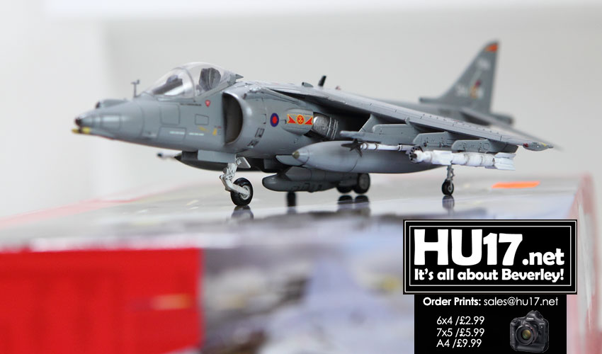 Airfix Harrier GR9 Gift Set 1/72 Review & Build Photos