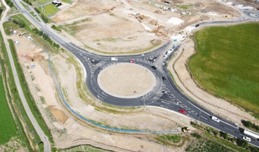 Work Completed On New Roundabout On Beverley’s Minster Way